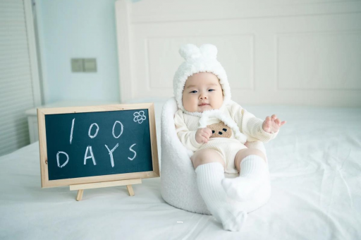 广州代怀试管生子四个月宝宝老吐奶